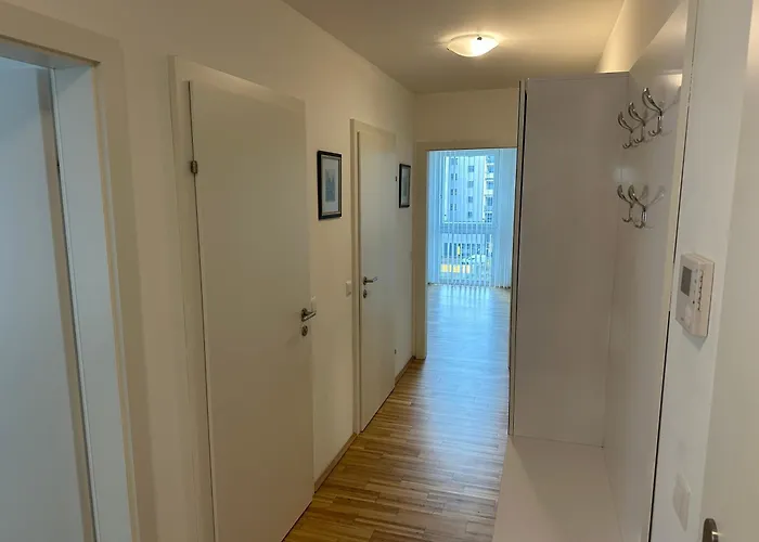 Hauptbahnhof Am Park Apartment Wien